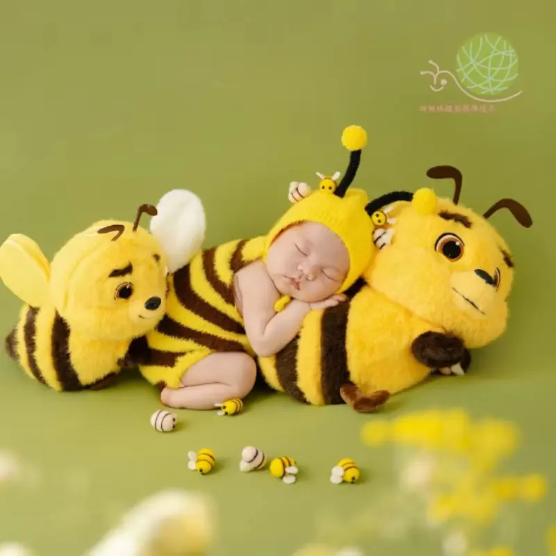 Cute Bees Theme Set - Newborn Photography Props - Image 2